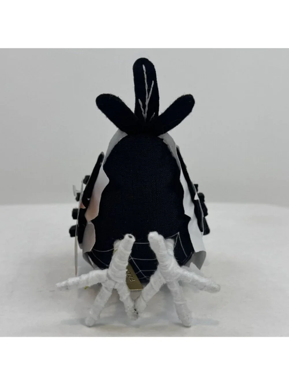 Hyde & Eek! Skitter Featherly Friends Decorative Halloween Bird Spider Web Cape - Picture 7 of 12